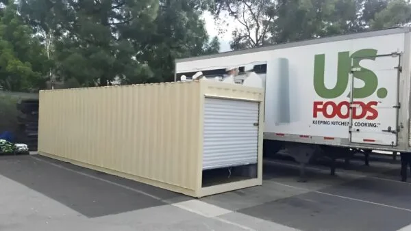 30ft Shipping Container With Roll-Up Door - Image 4