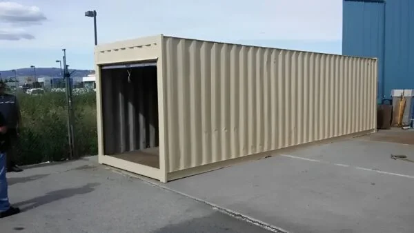 30ft Shipping Container With Roll-Up Door - Image 3