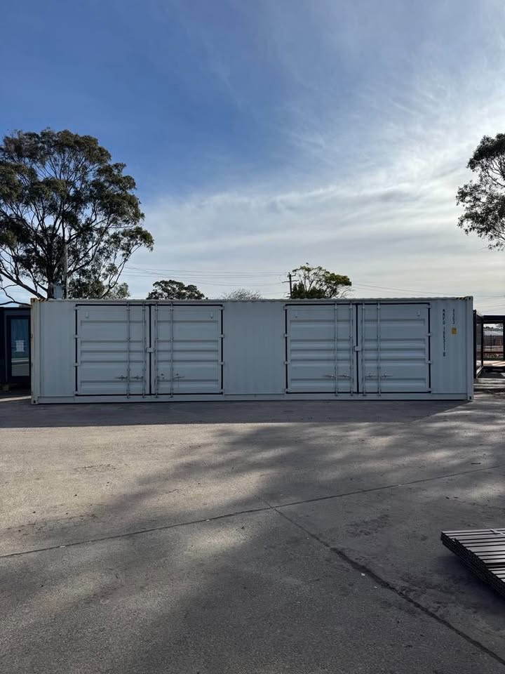 40Ft Shipping Container with Double Side Opening Doors - Image 4