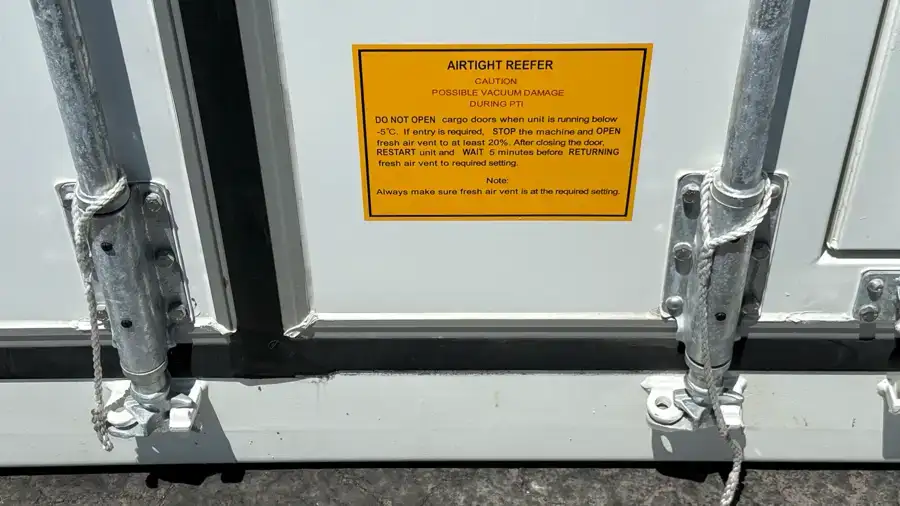 40ft New Refrigerated Shipping Container - Image 3